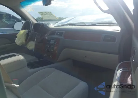 2007 Chevrolet Tahoe Lt z USA, uszkodzony, nr VIN 1GNFK13077R191693